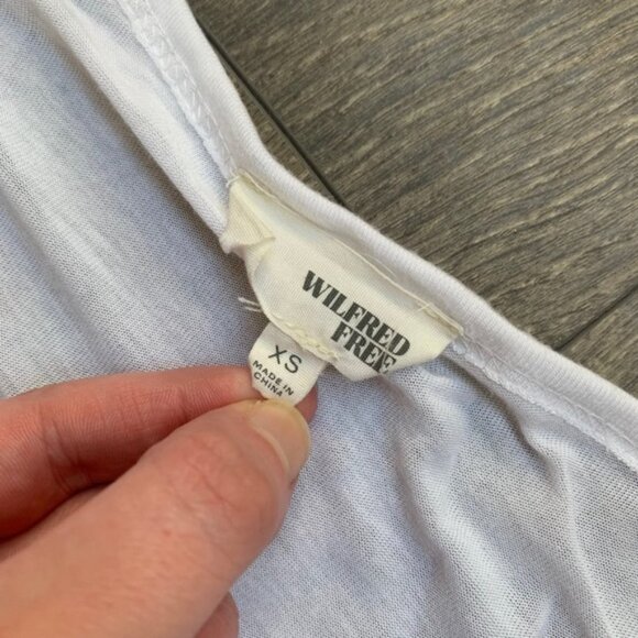 Aritzia Wilfred Free Baume Baseball T-shirt 3/4 Length Sleeve White Size XS - Picture 13 of 14